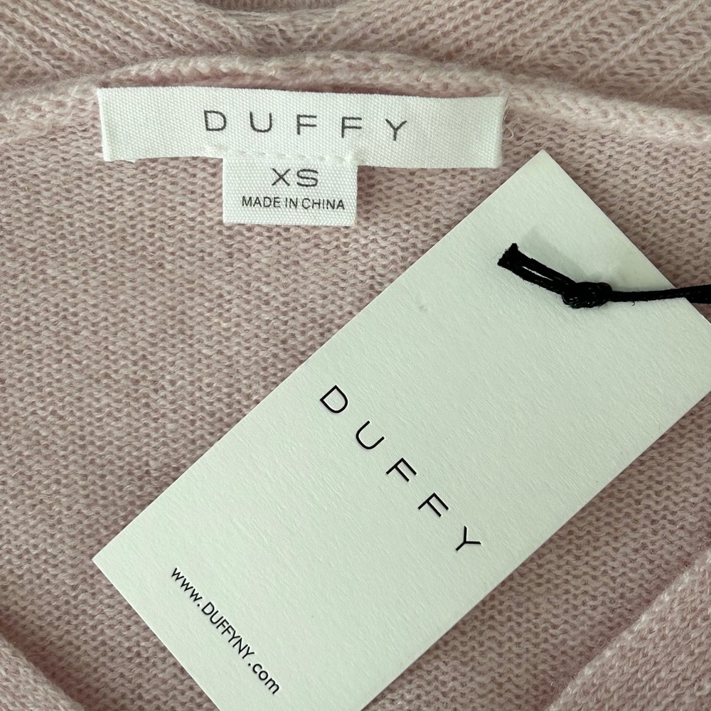 Duffy XS Pink 100% Cashmere V-Neck Long Sleeve Oversized Sweater Soft Knit NWT - Picture 3 of 7